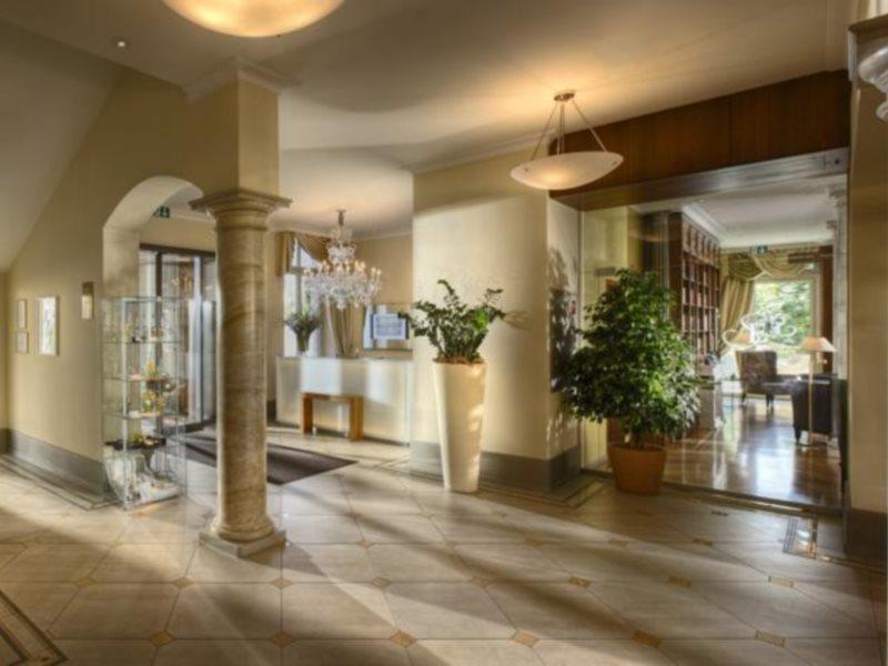 Hotel Eden Spiez Exterior photo